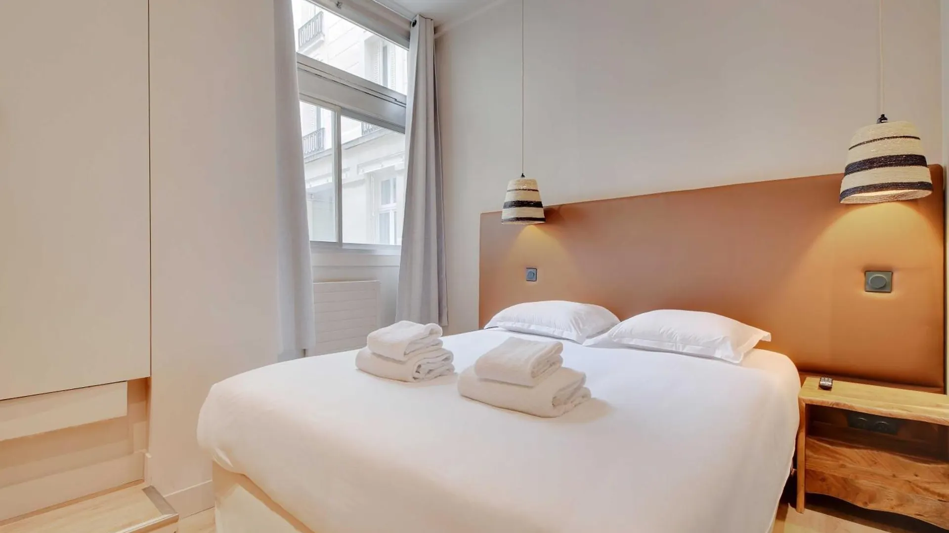 Apartment Elegant Home - 5Bd-12P - Heart Of 'Le Marais' Paris