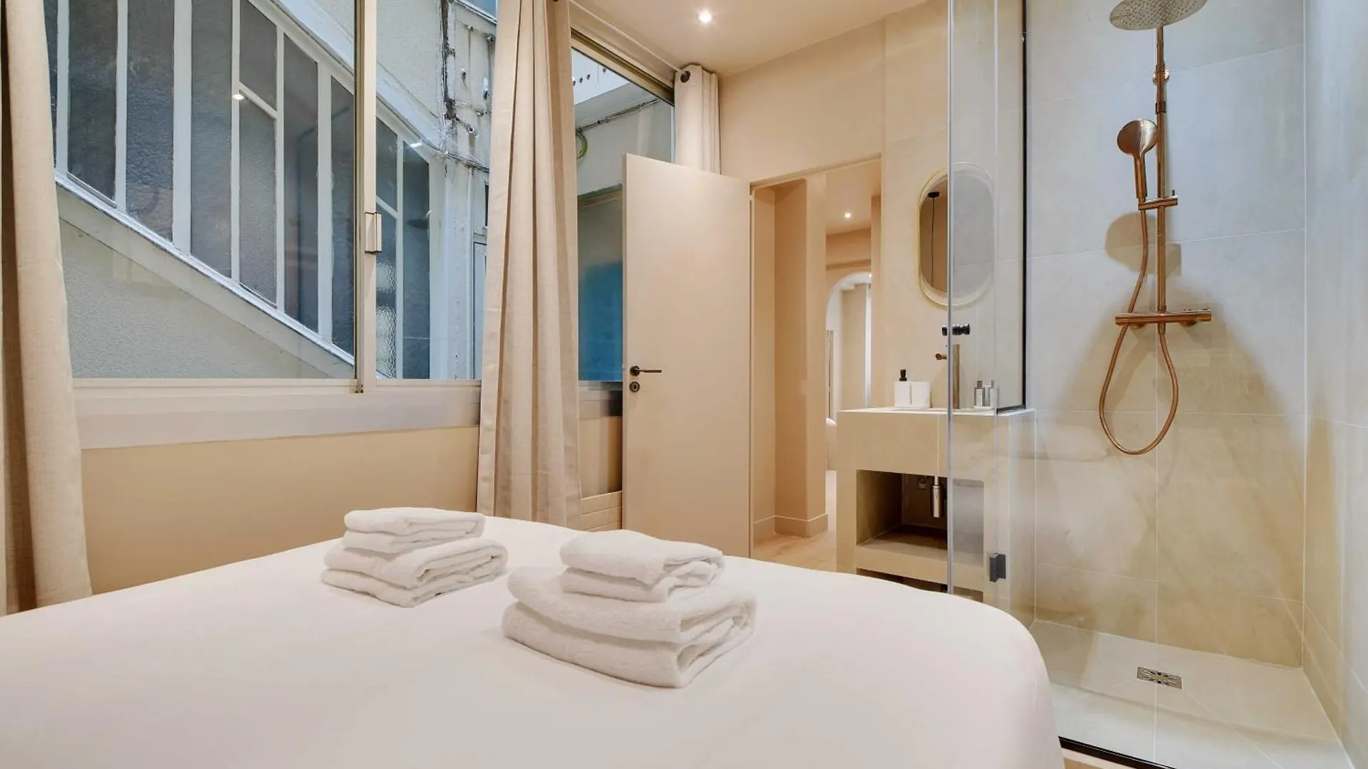 Elegant Home - 5Bd-12P - Heart Of 'Le Marais' Paris Apartment