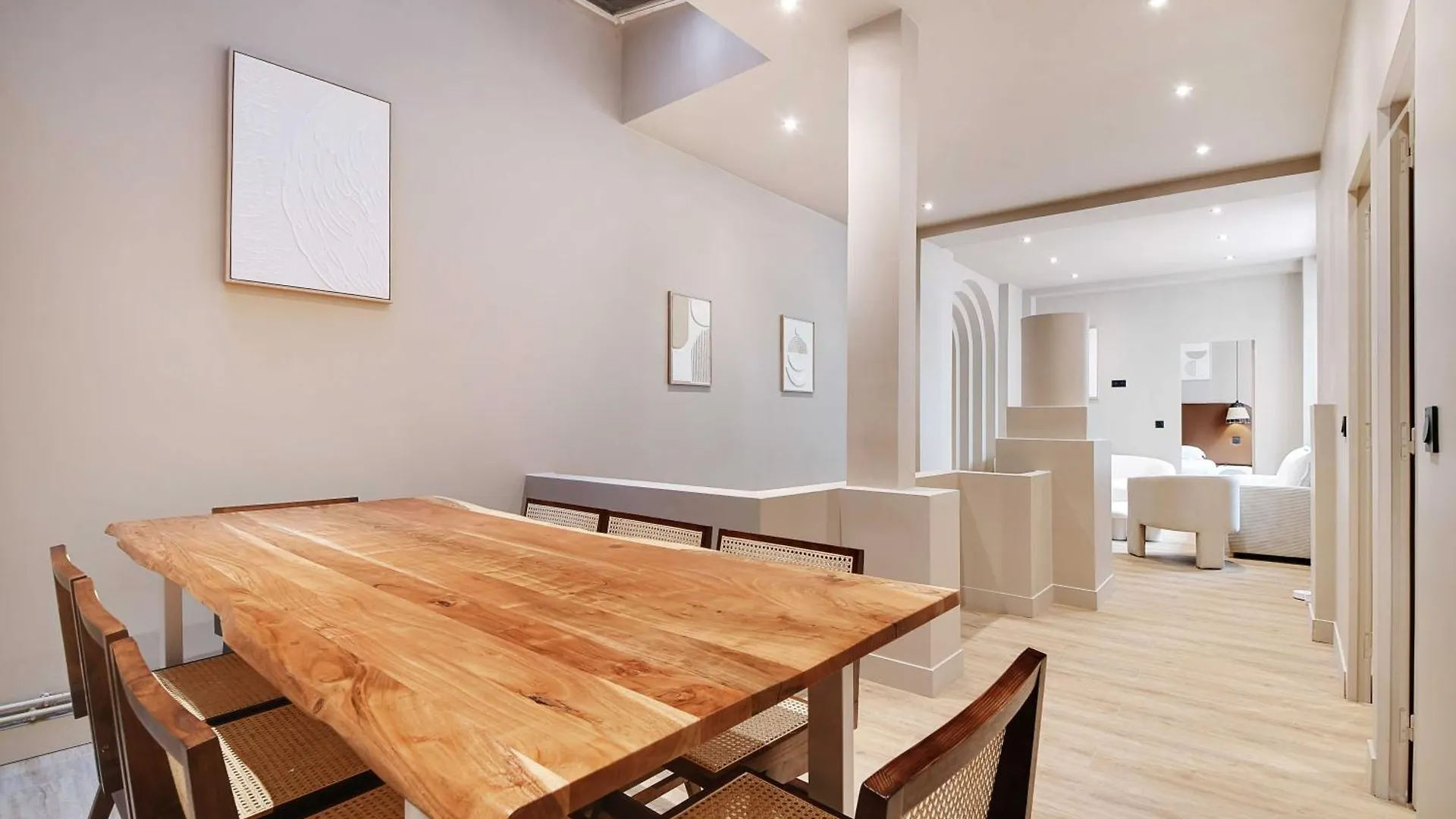 Apartment Elegant Home - 5Bd-12P - Heart Of 'Le Marais' Paris
