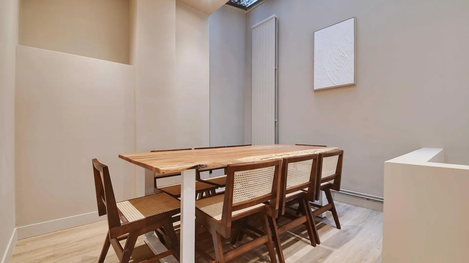 Apartment Elegant Home - 5Bd-12P - Heart Of 'Le Marais' Paris France